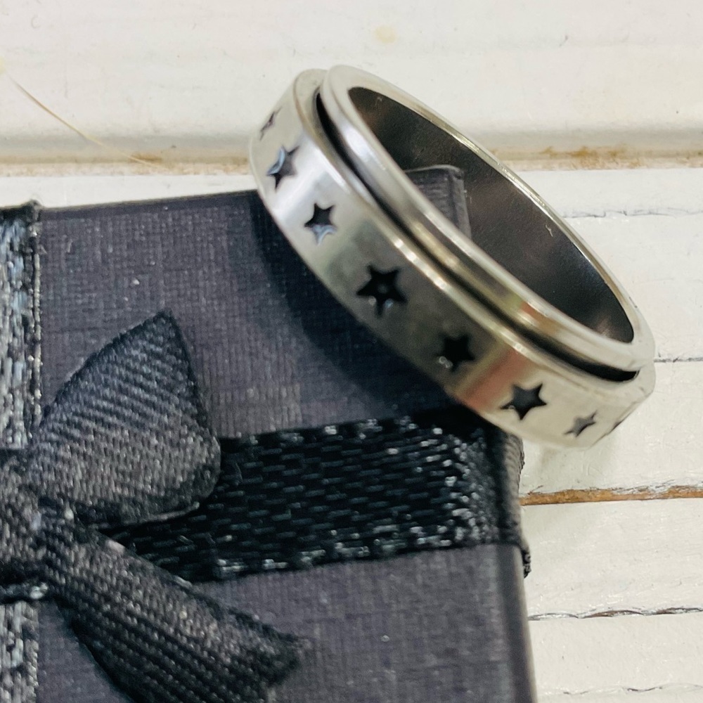 Trendy Unisex Stainless Steel Durable Star Decor Fidget Spinner Ring